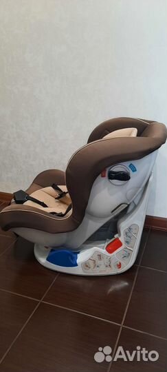 Автомобильное кресло babyton isofix