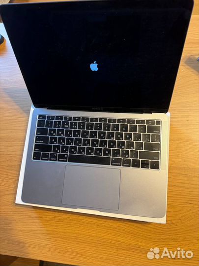 MacBook Air 13 Intel Core i5 (8GB/128GB)