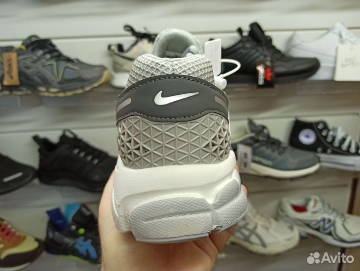 Кроссовки мужские Nike