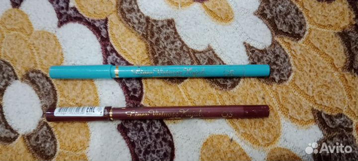 Vivienne sabo карандаши для глаз