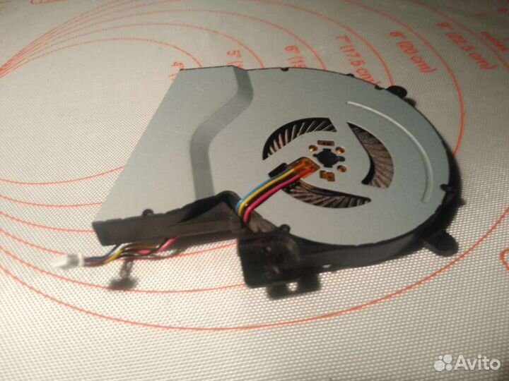 Кулер для ноутбука asus KSB0705HB-DD24