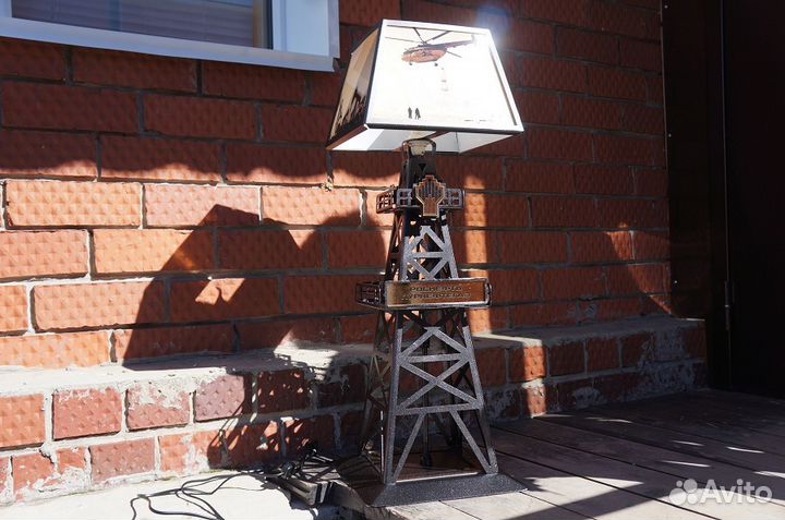 Сувенир светильник - нефтяная вышка