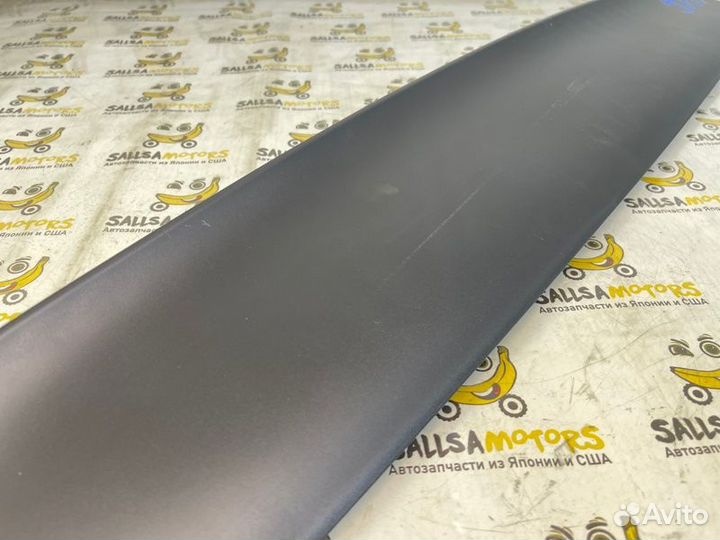 Накладка крышки багажника Porsche Cayenne 957