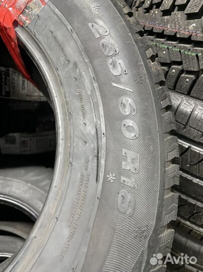 Viatti Bosco Nordico V-523 285/60 R18 116T