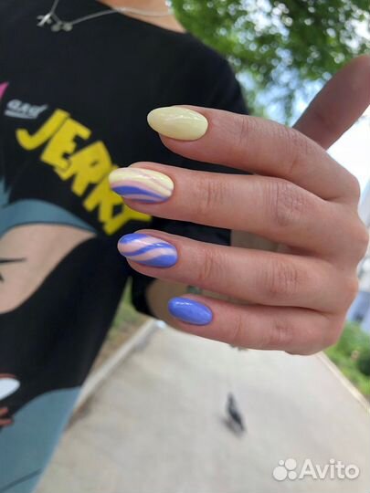 Маникюр с покрытием гель-лаком