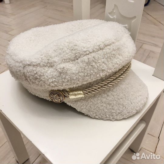 Кепи 54-58 белая букле
