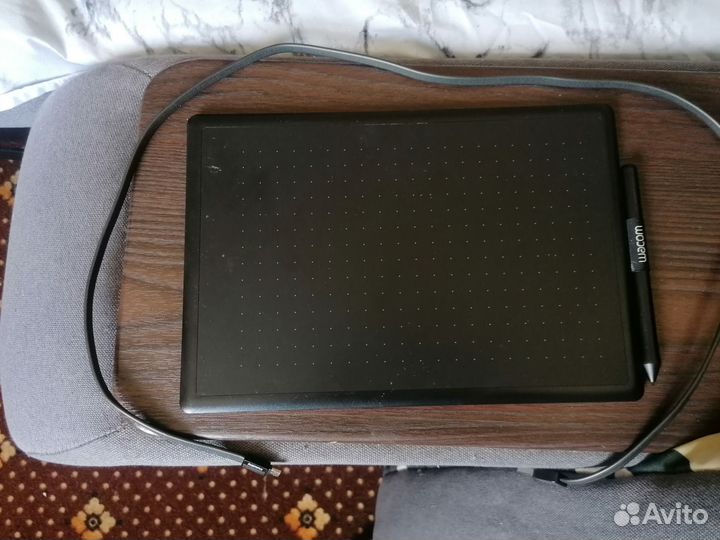 Графический планшет one by wacom