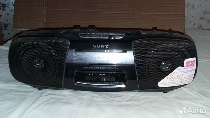 Магнитола кассетная Sony CFS-B5S / 40W