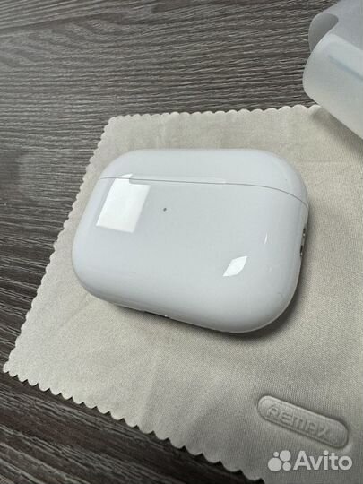 Новый Кейс AirPods Pro 2 (Lightning) оригинал