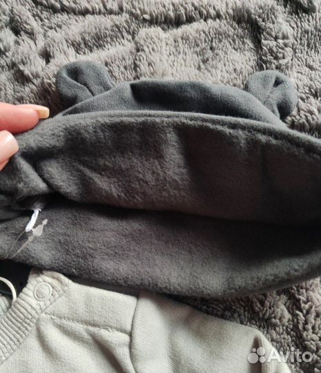 Новый костюм с шапкой для мальчиков C&A 68,74