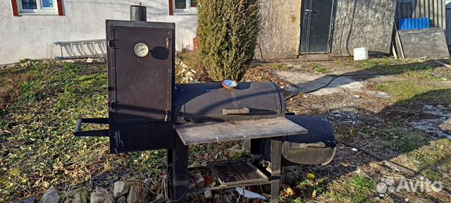 Гриль барбекю smoker