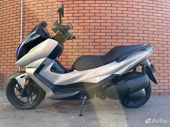 Скутер Zontes ZT350-E