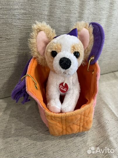 Собачка в сумочке