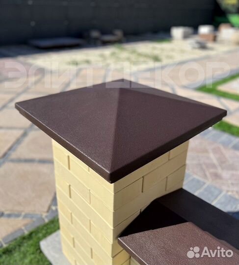 Бетонный парапет на забор