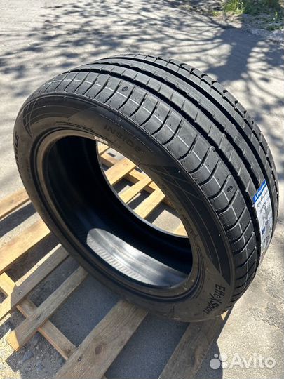 Triangle EffeXSport TH202 285/45 R19