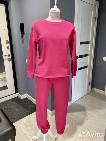 Костюм спортивный