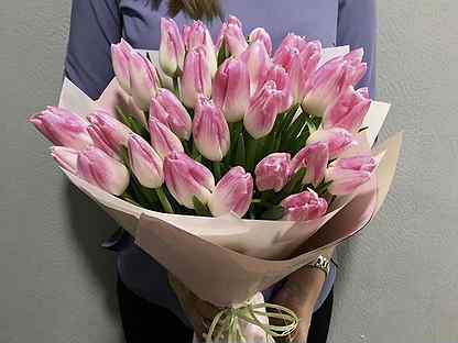 55 25 35 Букет из тюльпанов цветы Доставка тюльпан