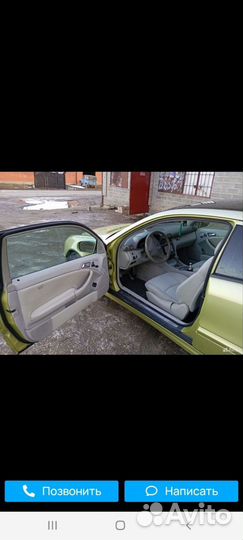 Капот на мерседес