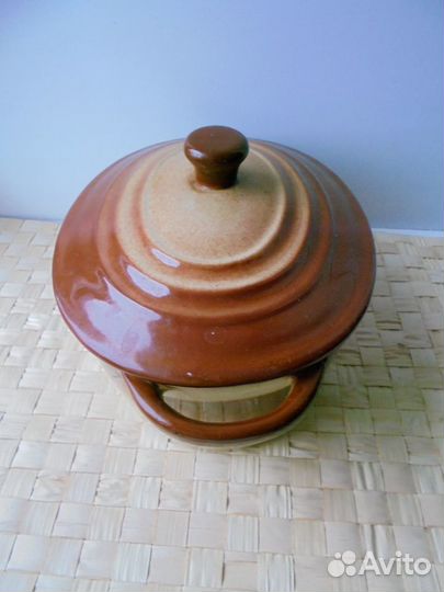 Блюдо 1 л из жаропроч керам с крышкой и ручками