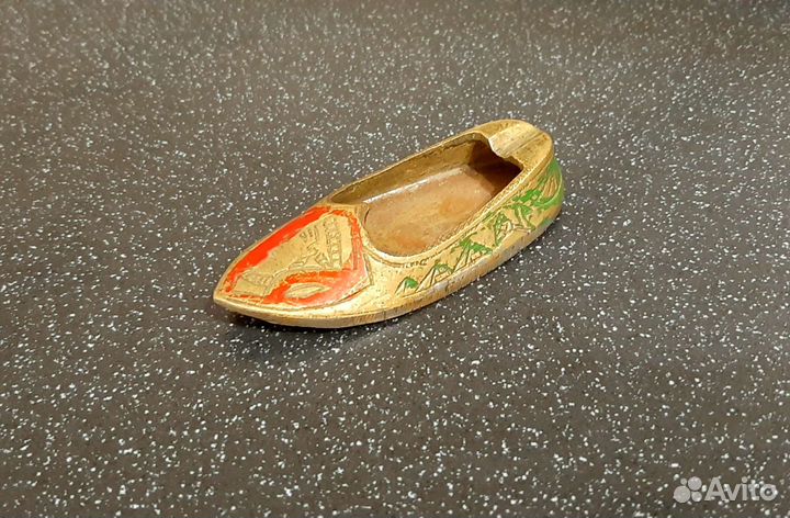 Пепельница Туфелька латунь/эмаль. Индия