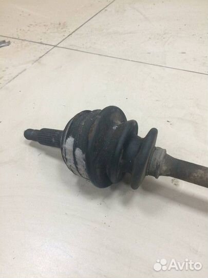 Полуось передняя правая Toyota Camry