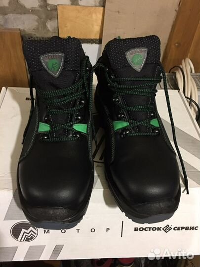 Ботинки