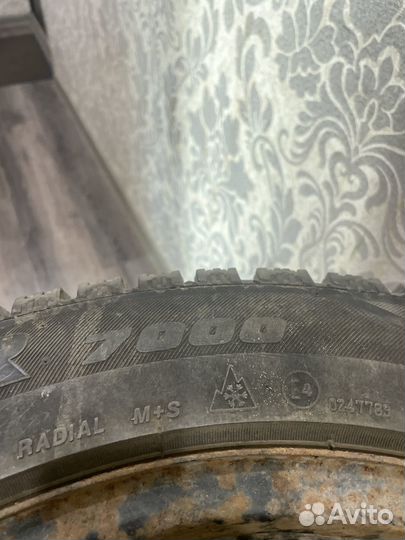 Bridgestone Ice Cruiser 7000 205/55 R16 91T