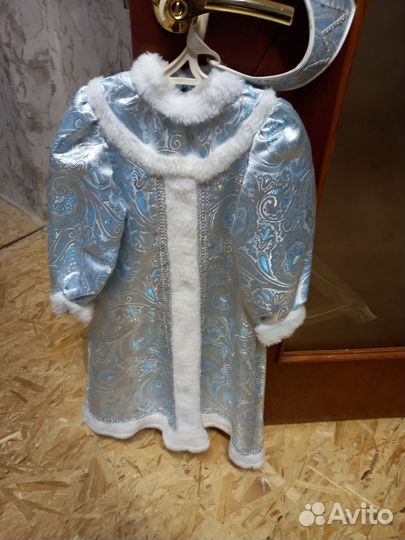 Наряд снегурочки на ребенка лет 5 или 6