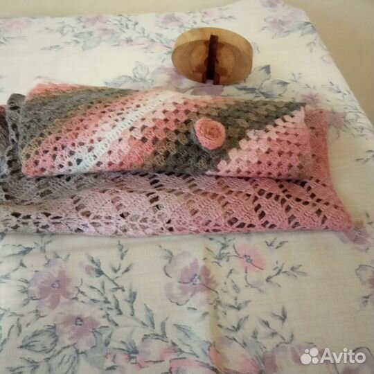 Мини шаль, бактус ручная работа