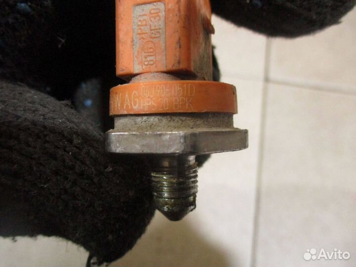 Датчик давления топлива VW Jetta 6 (1B)