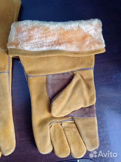 Рукавицы для разных работ. (Сварочные)