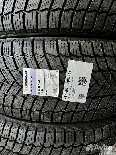 Michelin X-Ice Snow SUV 285/45 R22