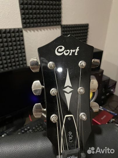 Электрогитара. Cort cr50. Гитара