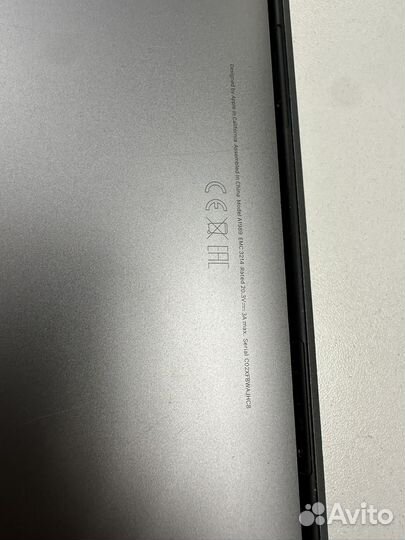 Apple MacBook Pro 13 2018 touch bar заблокирован