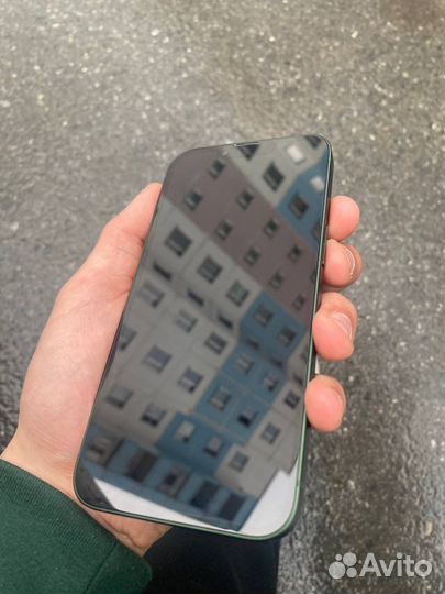 iPhone 13