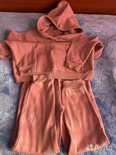 Костюм спортивный