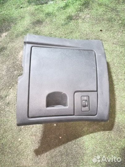 Бардачок Peugeot 407 407 PSA6FY10LT26 1516069 2006