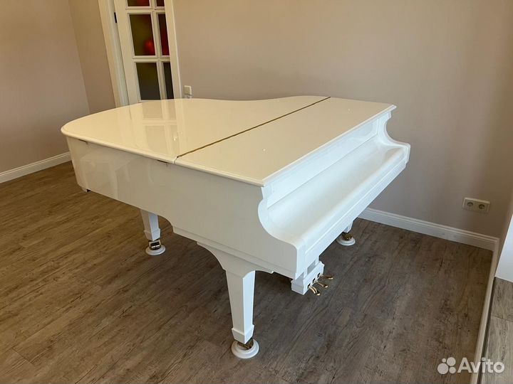 Рояль W. Hoffmann Vision V 158 белый