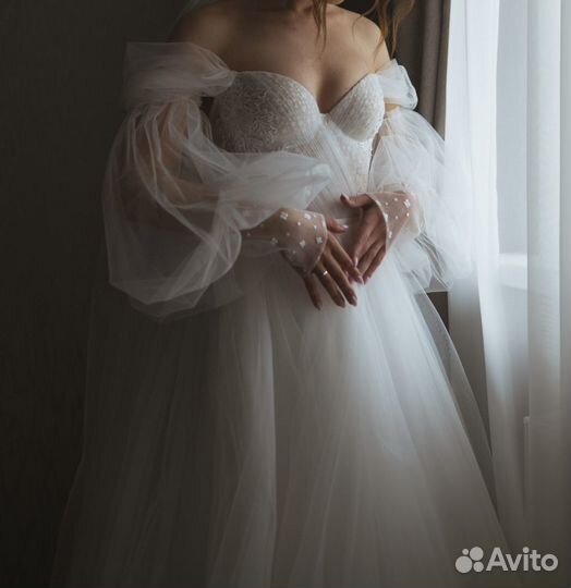 Свадебное платье