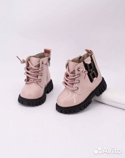 Ботинки демисезонные для девочки 24 размер