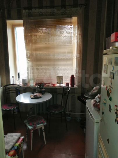 2-к. квартира, 56 м², 1/3 эт.