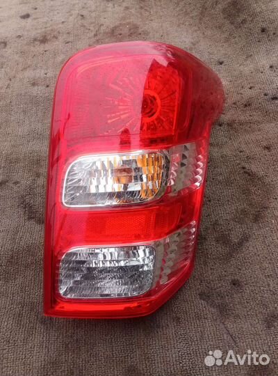 Фонарь задний правый Mitsubichi L 200