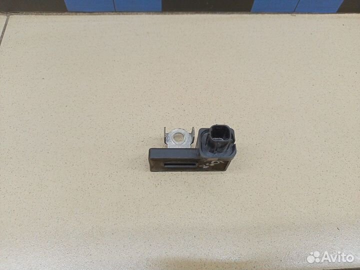 Датчик Juke (F15) 2011