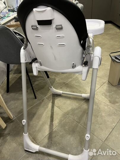 Стульчик для кормления baby care