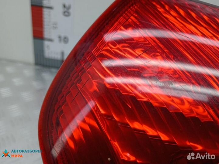 Фонарь задний левый габаритный Toyota Corolla