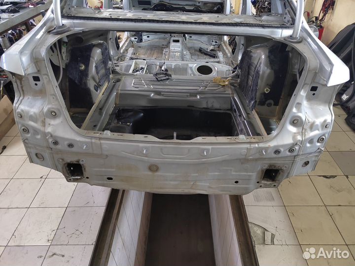 Задняя часть кузова VW Passat B7 седан