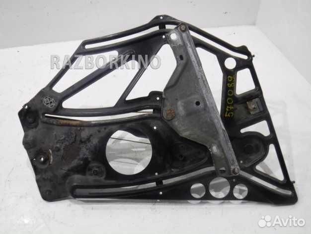 Стеклоподъемник механический задний правый