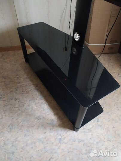 Стойка под теле-видео аппаратуру