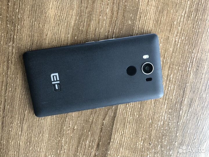 Xiaomi Redmi, 4 ГБ