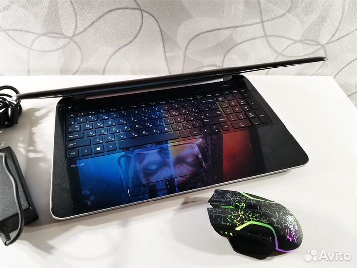 Игровой 12 гиговый HP с 2 видеокартами, 4 ядра